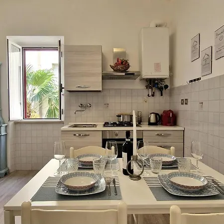 Centro Wifi, Parcheggio E Relax Apartament *
